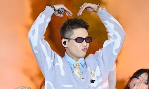 Các "Anh trai say hi" bùng nổ cùng hàng ngàn khán giả