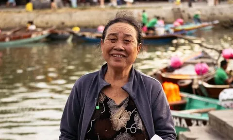 Gần 2 tháng khách Nga 'săn' ảnh người Hội An