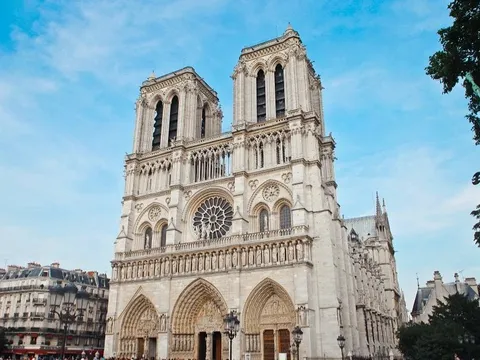 Nhà thờ Đức Bà Paris mở cửa trở lại vào tháng 12